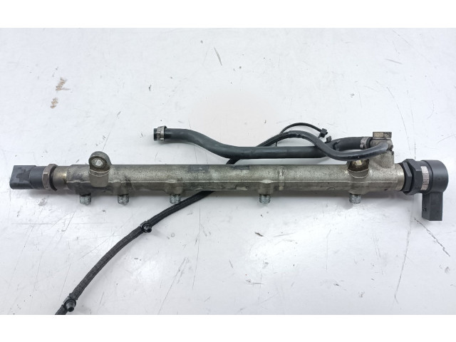 Vstřikovací lišta A6110700395   Mercedes-Benz C W203     