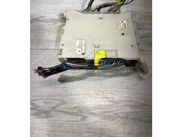 Блок предохранителей 8273030282, 701080077   Lexus GS 300 350 430 450H    