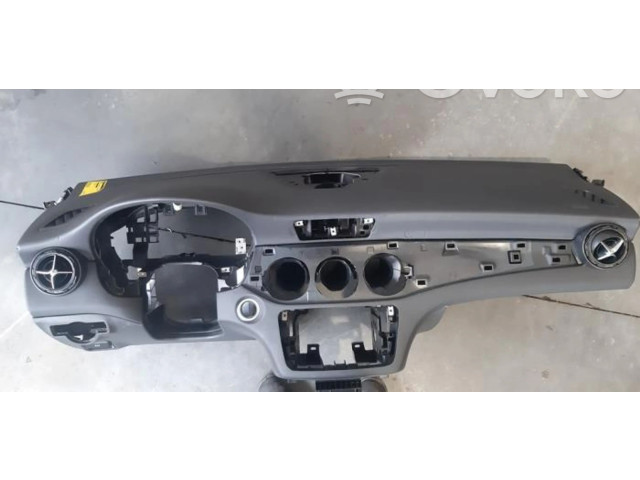 Блок подушек безопасности 1179001802   Mercedes-Benz GLA W156