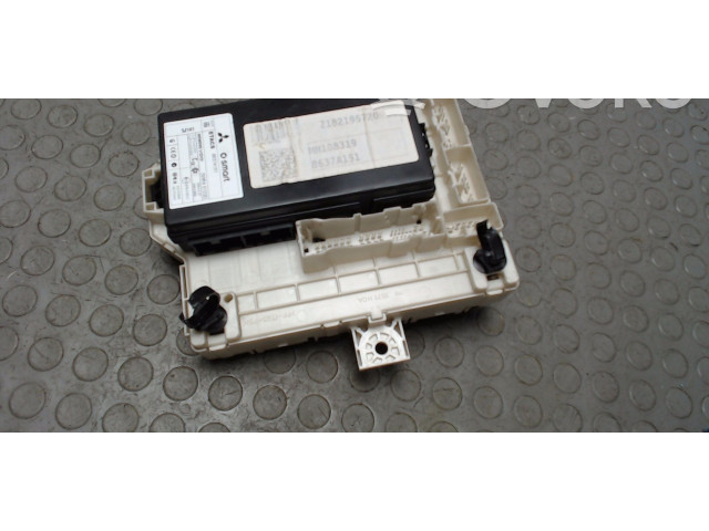 Блок предохранителей  MN108319   Mitsubishi Colt    