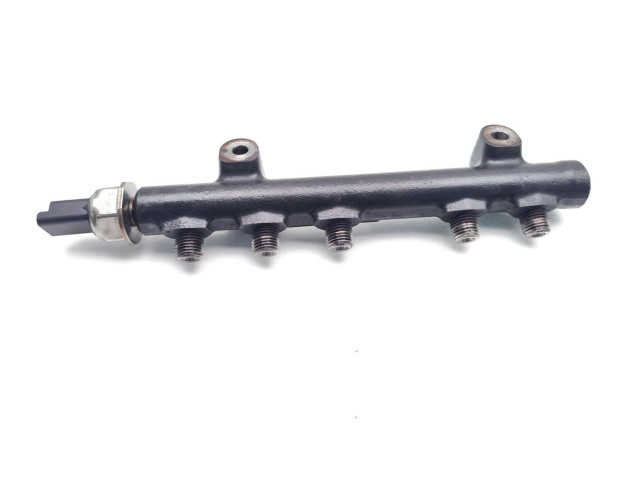 Vstřikovací lišta 9685297580, 143171385   Peugeot 3008 II    BHZ(DV6FC) 