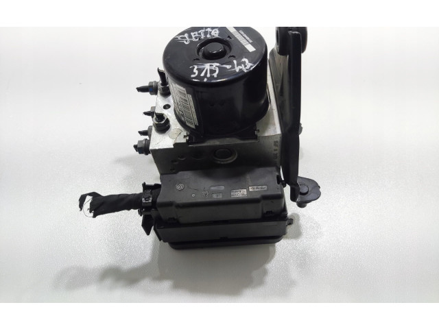 Jednotka ABS 1K0614517BT   Volkswagen Jetta VI 2014