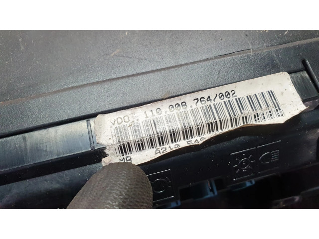 Přístrojová deska  Mercedes-Benz E W210 2000 A2105404947, 88311256  