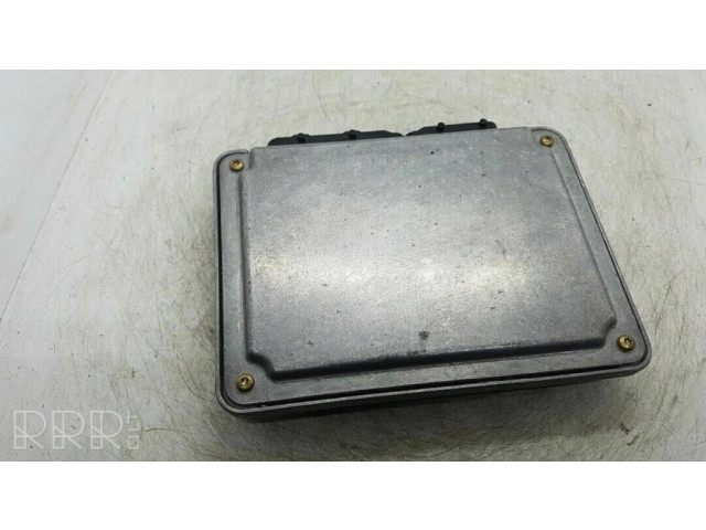 Блок управления двигателя 0281010273, 24417198   Opel Omega B2
