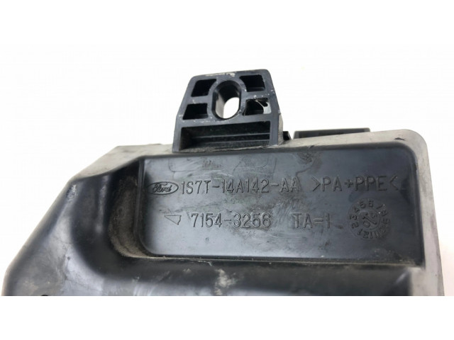 Блок предохранителей  1S7T14A142AA, 71543256   Ford Mondeo Mk III    