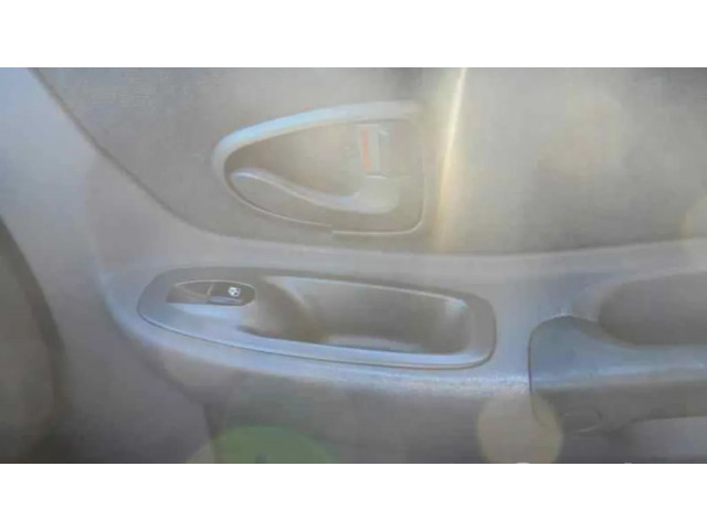 Подушка безопасности пассажира 8888025401, CINTURON   Hyundai Accent