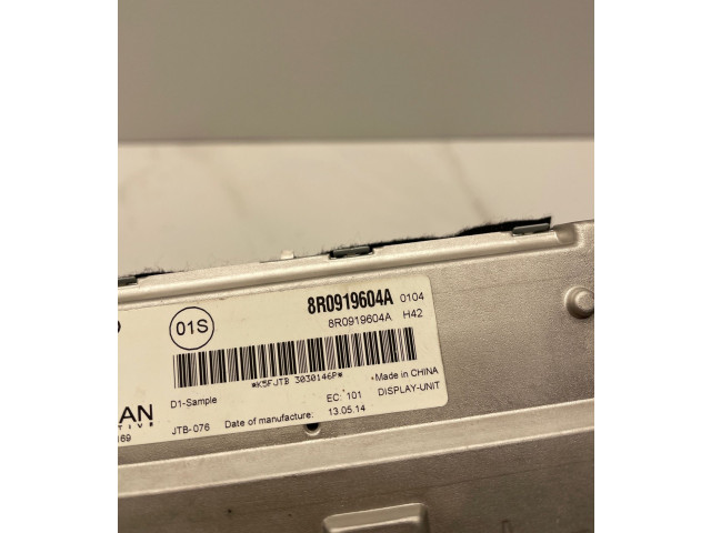 Дисплей    8R0919604A   Audi A4 Allroad B8