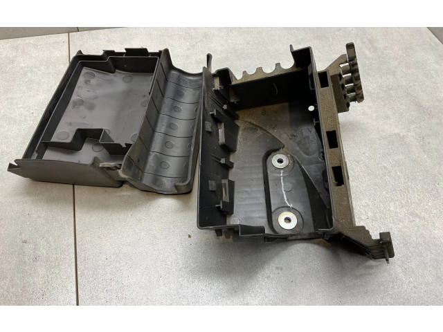   Pojistková skříňka 5C0937132A   Volkswagen Jetta VI 2012
