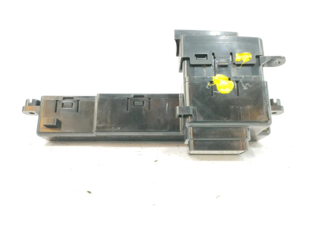 Дисплей    945101K000   Hyundai ix20