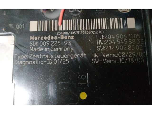   Pojistková skříňka 5DK00922593   Mercedes-Benz C W204 2008