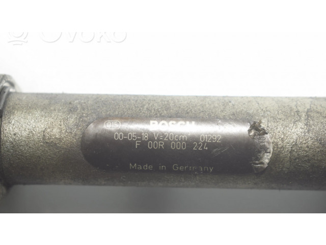 Vstřikovací lišta F00R000224   BMW 7 E38  pro naftový motor 3.9 E38 740d M67 D39 (398D1) 3,9 L 1 