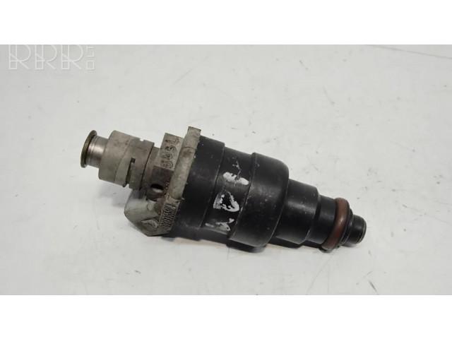 Форсунка 078133551N    Audi A4 S4 B5 8D для бензинового двигателя  1.6