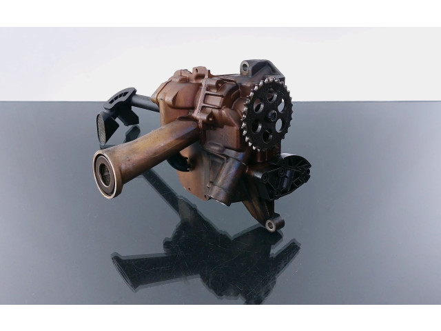 Масляный насос   077115105G  Volkswagen Touareg I 
