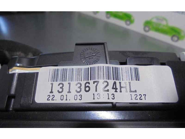 Панель приборов 13136724HL   Opel Signum       