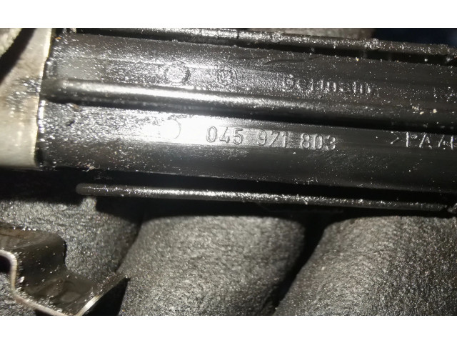 Vstřikovač 0414720215, 038130073AG   Skoda Fabia Mk2 (5J)     