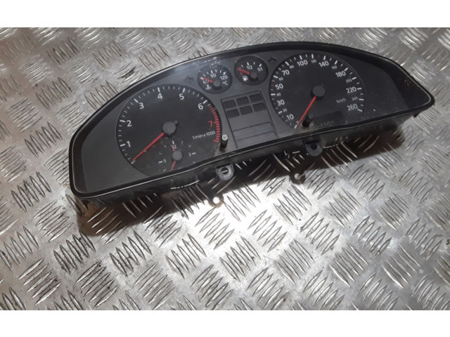 Панель приборов 8D0919861H   Audi A4 S4 B5 8D       