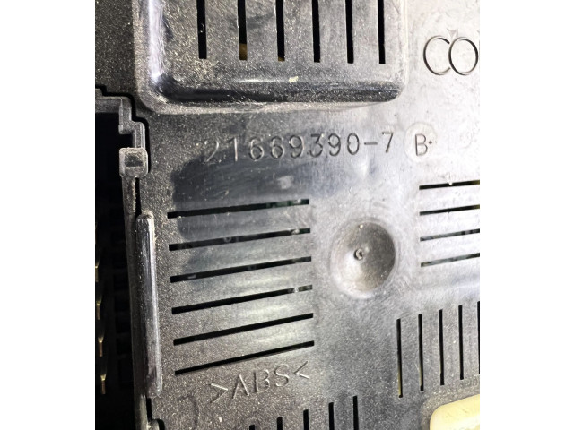 Модуль управления BSM 216693907, 284B2AX600   Nissan Micra    