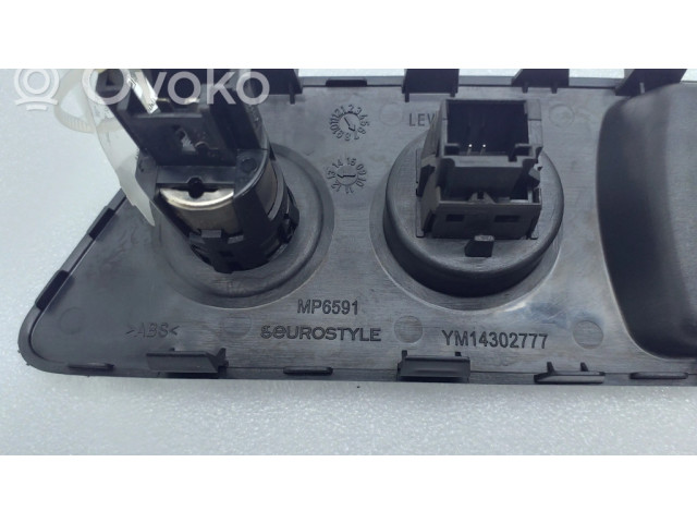 12 V гнездо (фронт)