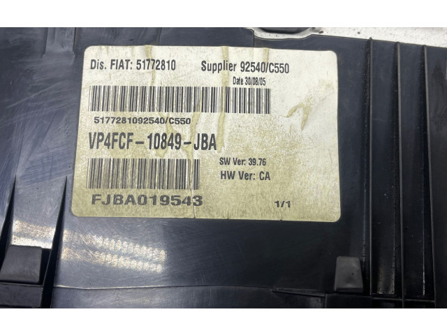 Přístrojová deska  Fiat Stilo 2002 51772810, 92540C550  