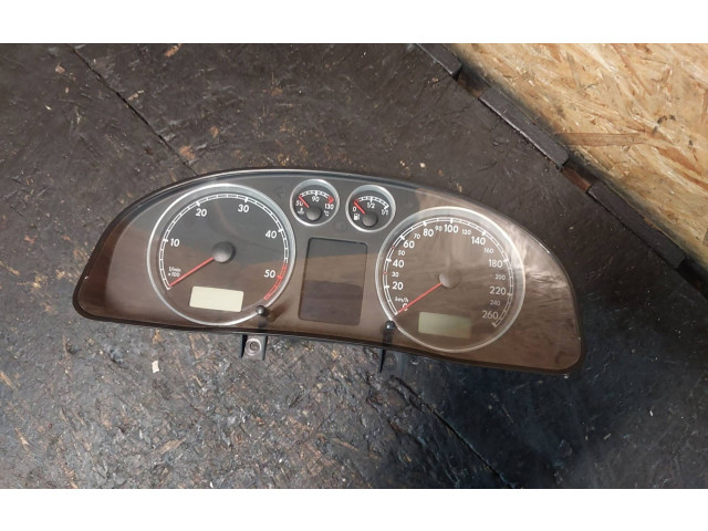 Панель приборов 3B0920826A   Volkswagen PASSAT B5.5       