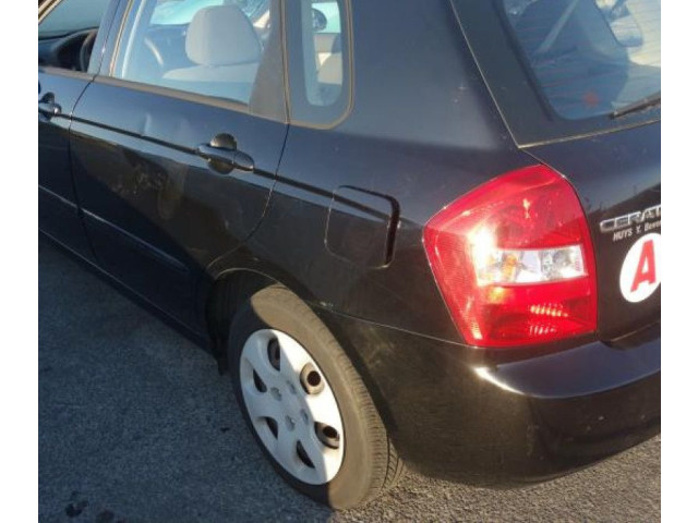 Zpětné zrcátko  KIA Cerato 2005    