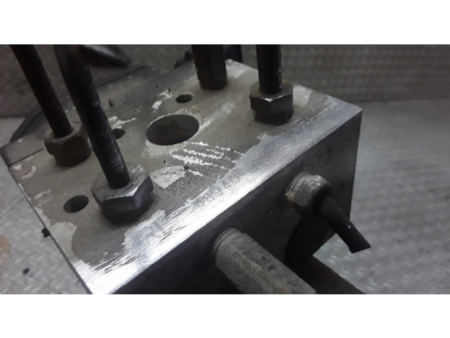 Jednotka ABS 4891008000   SsangYong Musso 2000