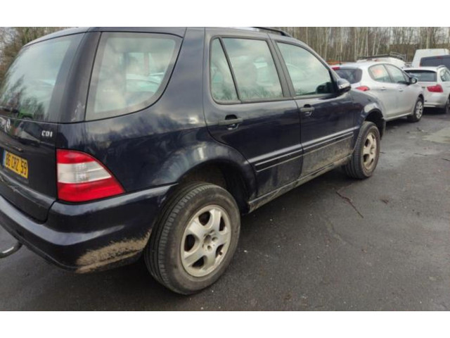 Přístrojová deska  Mercedes-Benz ML W163 2003 1635409511  