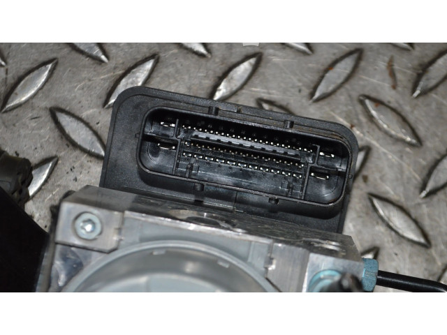Jednotka ABS 6887510   BMW 4 F32 F33 2017