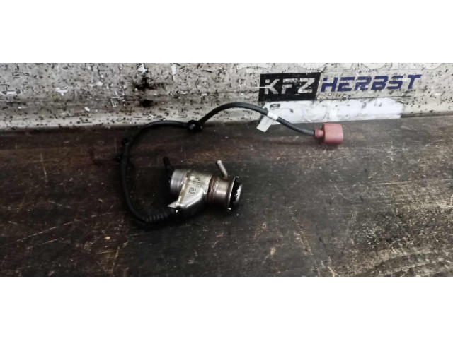 Vstřikovač 0444025159, 05L131113Q   Volkswagen Caddy    DTRE 