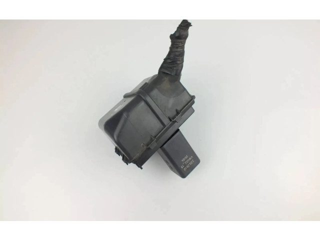 Блок предохранителей  1K0937507B   Volkswagen Golf Plus    