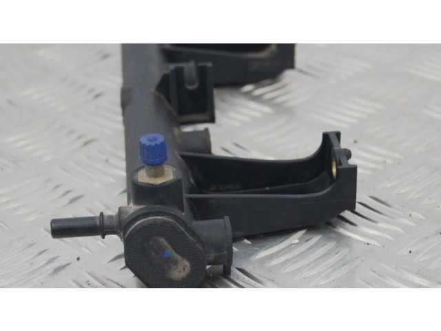 Vstřikovací lišta 9636520780   Citroen C3  pro benzínový motor 1.6  