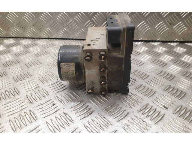 Jednotka ABS 8619968   Volvo V70 2002