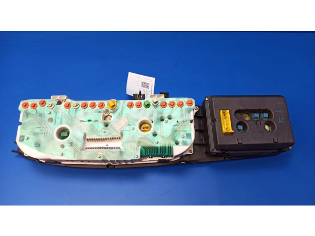 Панель приборов 24422215   Opel Vectra B       