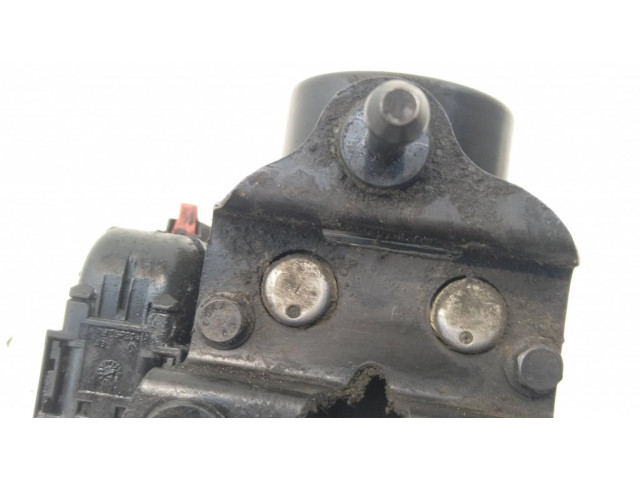 Блок АБС 1K0907379P, 00009496E5   Skoda  Octavia Mk2 (1Z)  2004-2013 года
