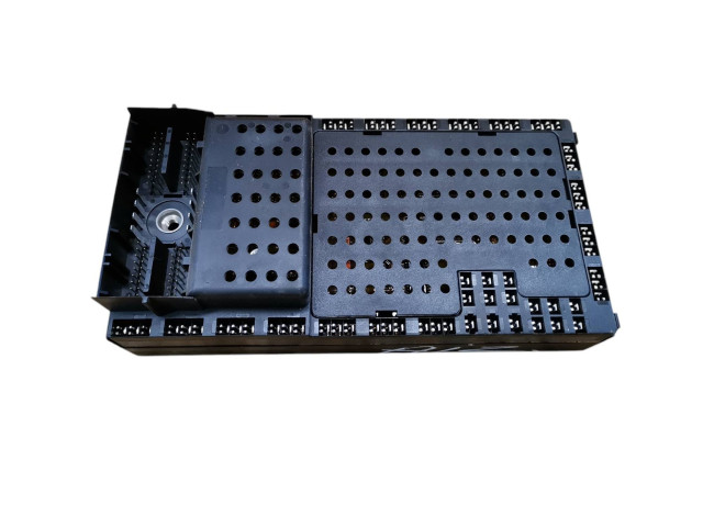   Pojistková skříňka 08679899, 02W441   Volvo V70 2002