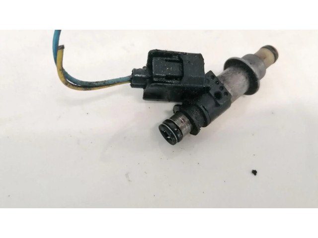 Vstřikovač    Honda Accord  pro benzínový motor 2.0  