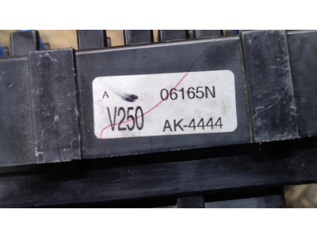 Блок предохранителей 06165N, AK4444   Chevrolet Epica    