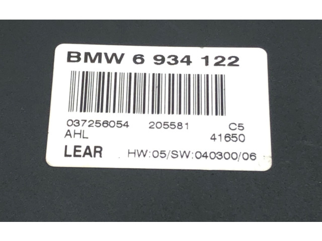 Pojistková skříňka Другие блоки управления / модули 6934122   BMW X3 E83 2004