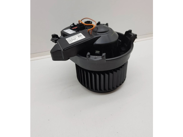 Вентилятор печки    A2469061601, 000656   Mercedes-Benz GLA W156