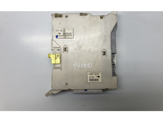 Блок предохранителей  8273030271, 82730-30271   Lexus GS 300 350 430 450H    