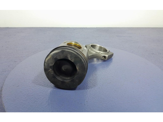  Поршень    Alpine B3 B4 B5 B6 E90 E91 E92 E93  