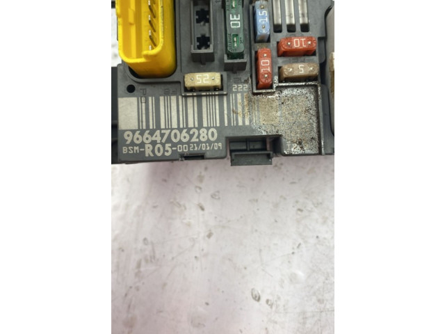 Pojistková skříňka Řídící jednotka BSM 9807028780   Peugeot 308 2009
