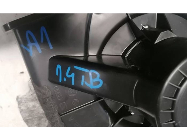 Вентилятор печки    6R1819015A, Y1551   Audi A1