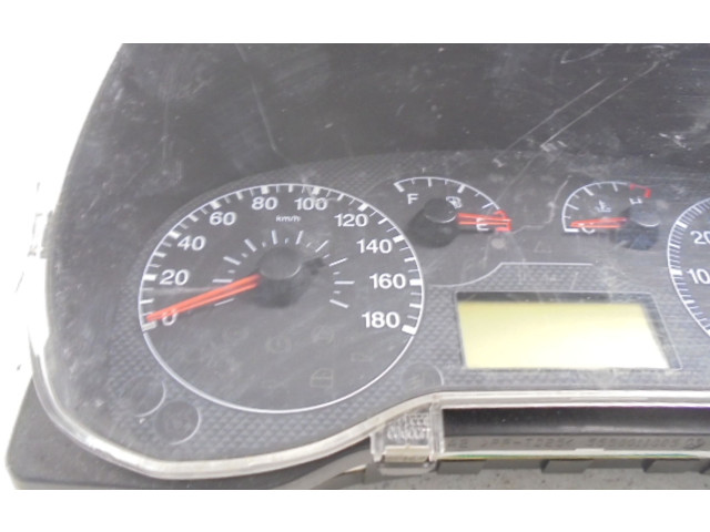 Панель приборов 1365713080, 1365713080   Fiat Fiorino       