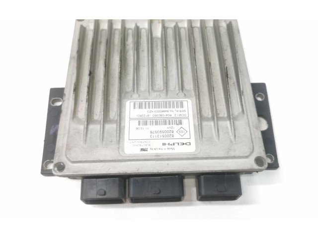Блок управления двигателя 8200513113   Dacia Sandero