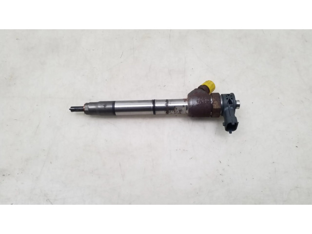Vstřikovač 338002A610   Hyundai i30  pro naftový motor 1.6 D4FB 