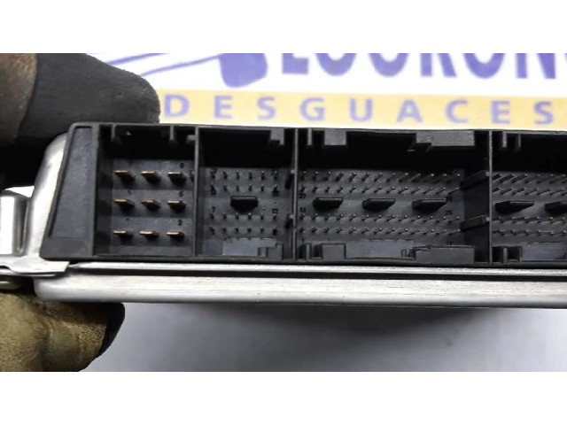 Řídící jednotka 13617785953, 0281001843   BMW 7 E38 1998