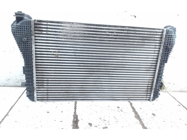 Интеркулер  3C0145805AD   Volkswagen Tiguan 