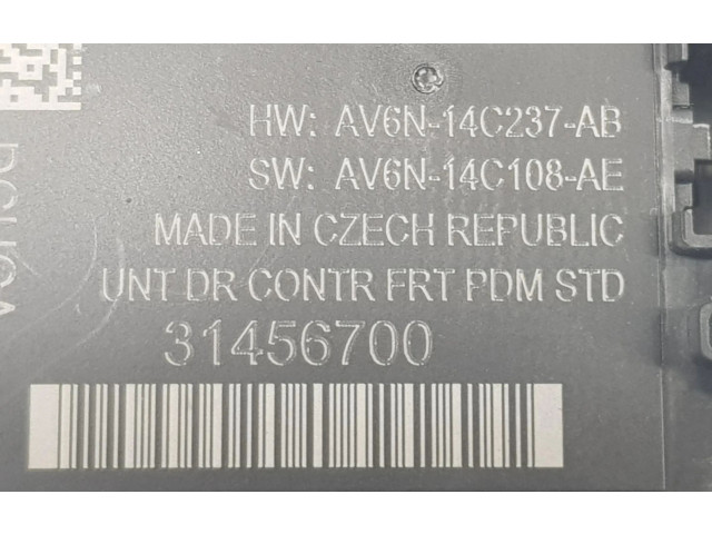 Блок управления 31456700, 31456700   Volvo V40 Cross country