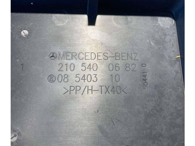   Pojistková skříňka 2105400250, 08540300   Mercedes-Benz E W210 1997